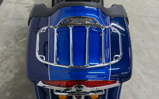 2017 Indian Motorcycle® Roadmaster® Icon Blue Sapphire & Brilliant Blue