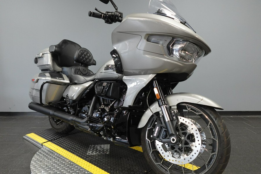 2023 Harley-Davidson CVO Road Glide