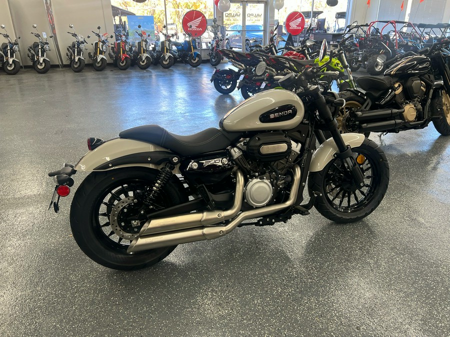 2025 Benda CHINCHILLA 300