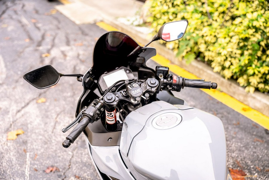 2020 Yamaha Motor Corp., USA YZF-R3 ABS