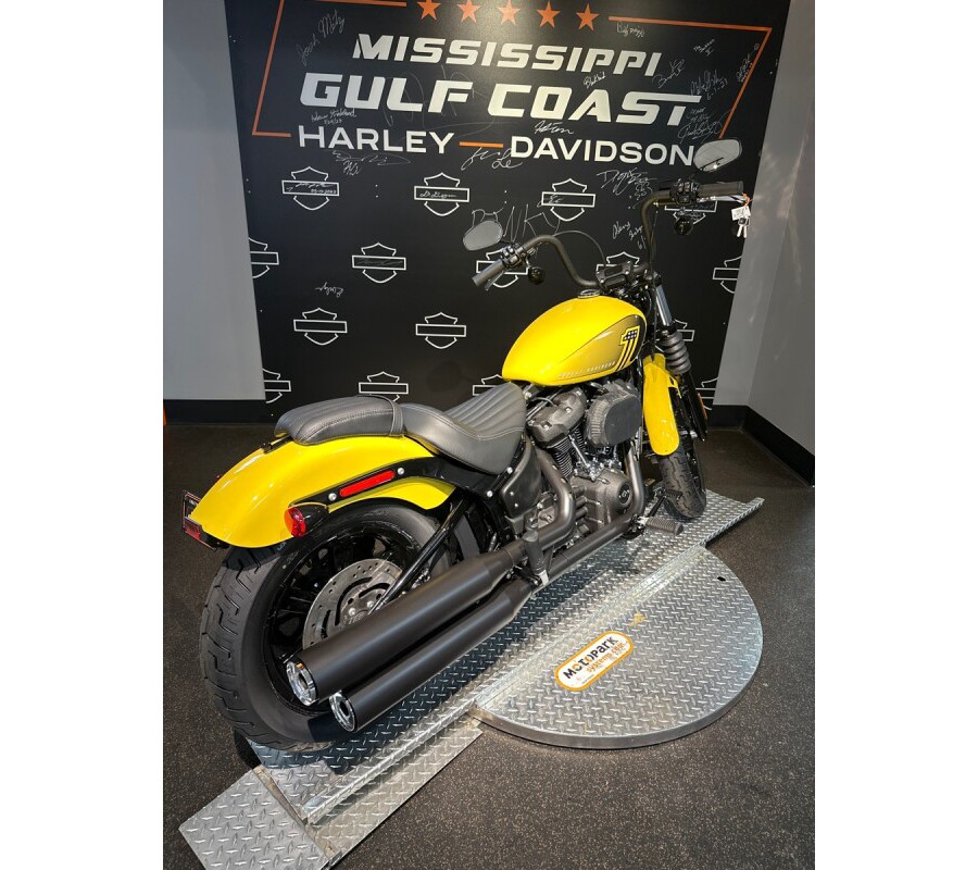 2023 Harley-Davidson® Street Bob® 114 Industrial Yellow