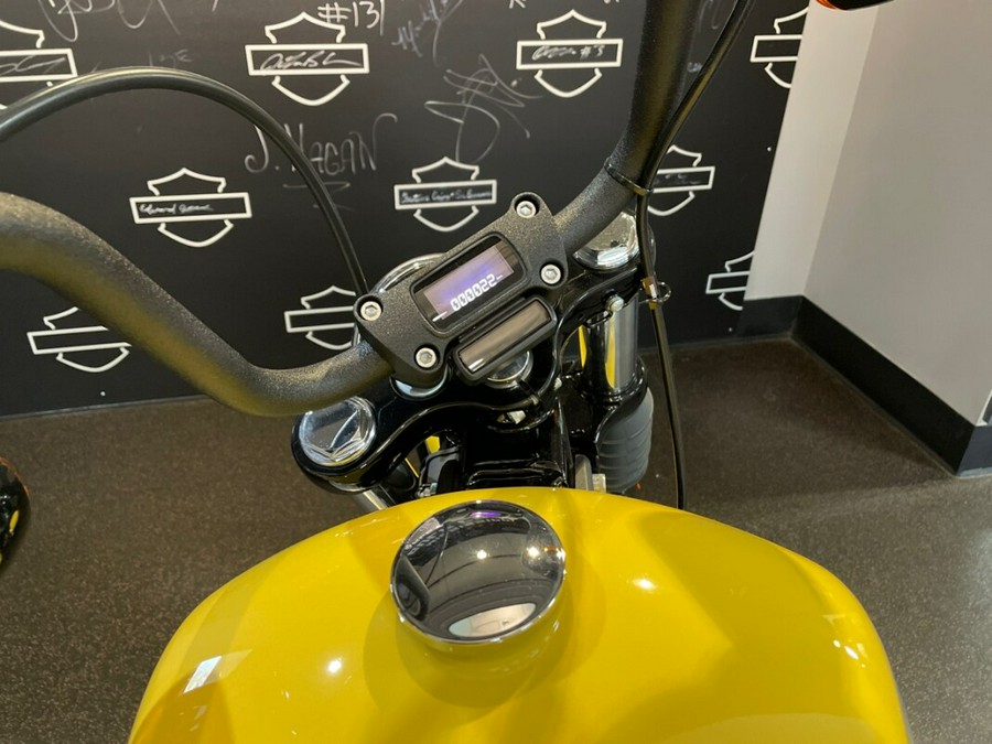 2023 Harley-Davidson® Street Bob® 114 Industrial Yellow