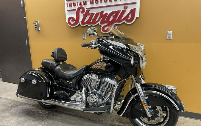 2014 Indian Motorcycle® Chieftain™ Thunder Black