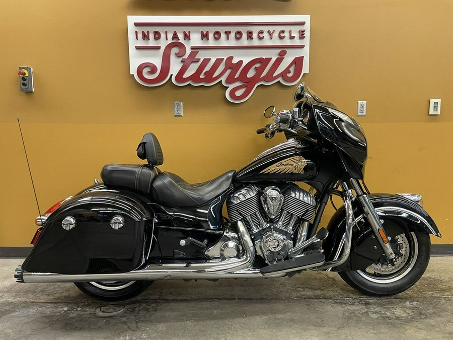 2014 Indian Motorcycle® Chieftain™ Thunder Black