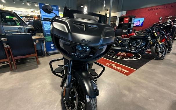 2026 Indian CHALLENGER DARK HORSE
