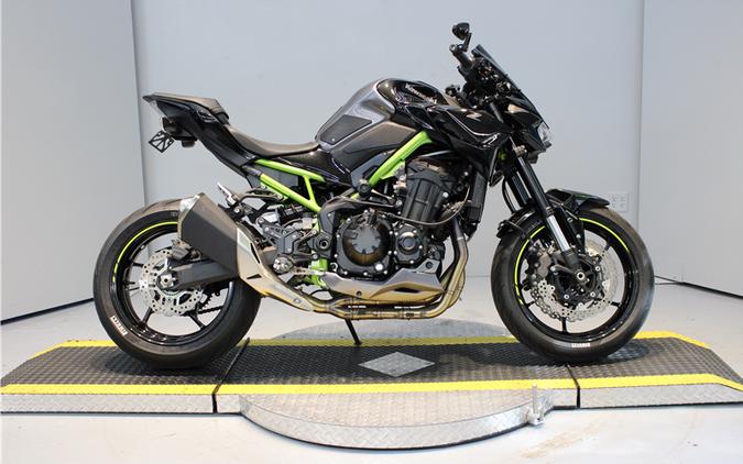 2020 Kawasaki Z900 ABS Review (15 Fast Facts)