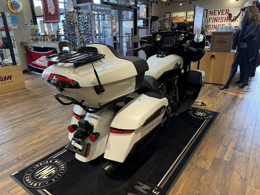 2026 Indian Roadmaster Powerplus Dark Horse 112 W/Powerband