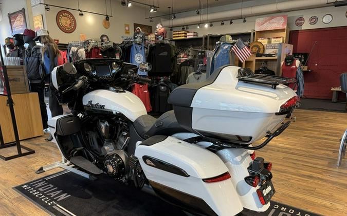 2026 Indian Roadmaster Powerplus Dark Horse 112 W/Powerband