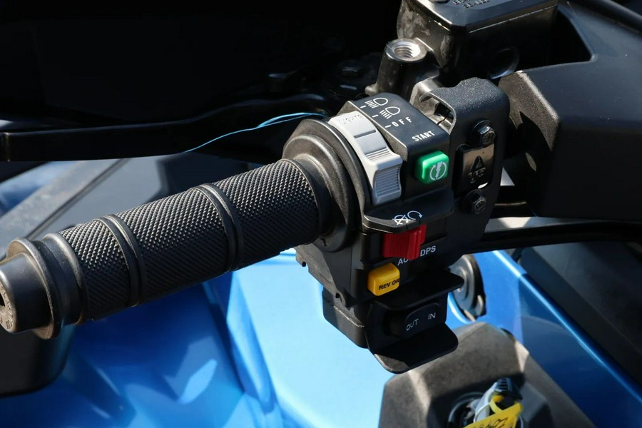 2023 CAN-AM OUTLANDER MAX XT 1000R BLUE