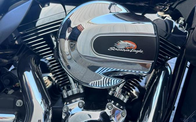 2014 Harley-Davidson® FLHTCU - Electra Glide® Ultra Classic®