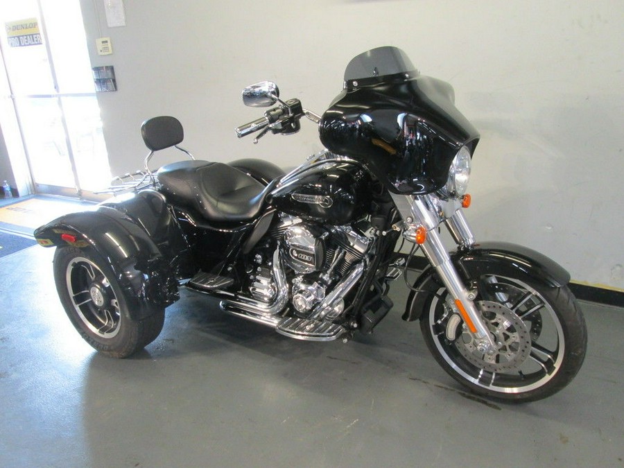 2015 Harley-Davidson® FLRT - Freewheeler™