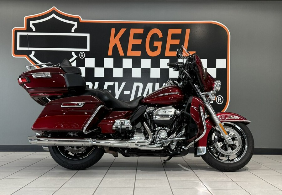 2017 Harley-Davidson® Ultra Limited Two-Tone Mysterious Red Sunglo/Velocity Red Sunglo