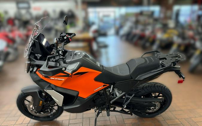 2027 KTM 1390 SUPER ADVENTURE S EVO