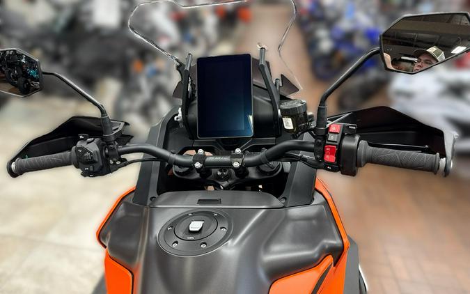 2027 KTM 1390 SUPER ADVENTURE S EVO