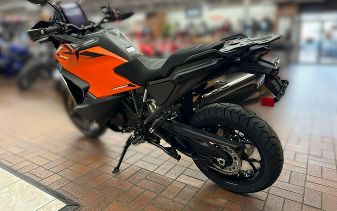 2027 KTM 1390 SUPER ADVENTURE S EVO