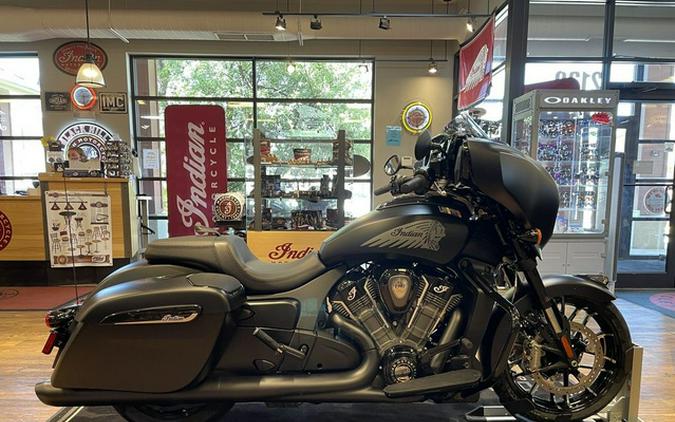 2025 Indian Chieftain Powerplus Dark Horse W/Powerband Audio