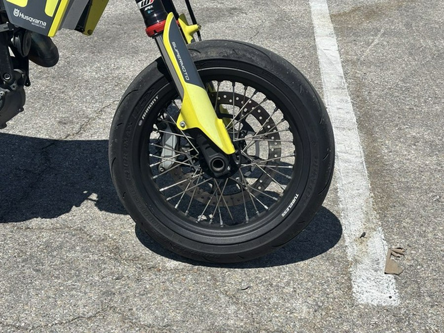 2020 Husqvarna Supermoto 701