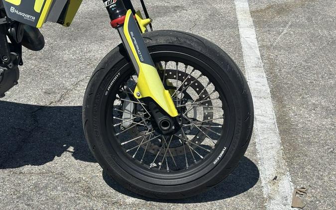 2020 Husqvarna Supermoto 701