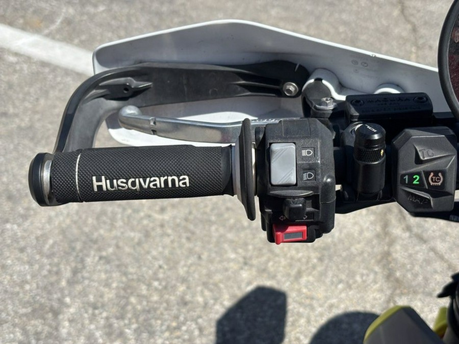 2020 Husqvarna Supermoto 701