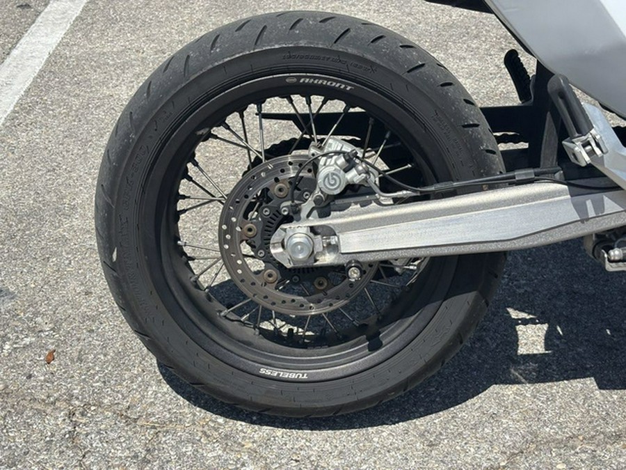 2020 Husqvarna Supermoto 701
