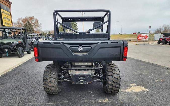 2023 Can-Am® Defender DPS HD9 Timeless Black