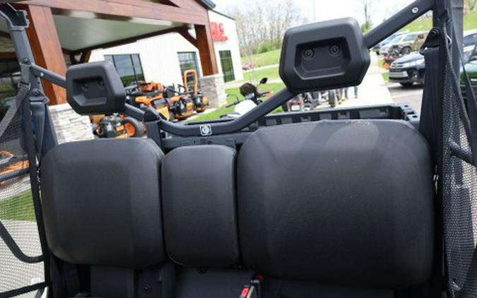 2026 Can-Am Defender MAX DPS HD7