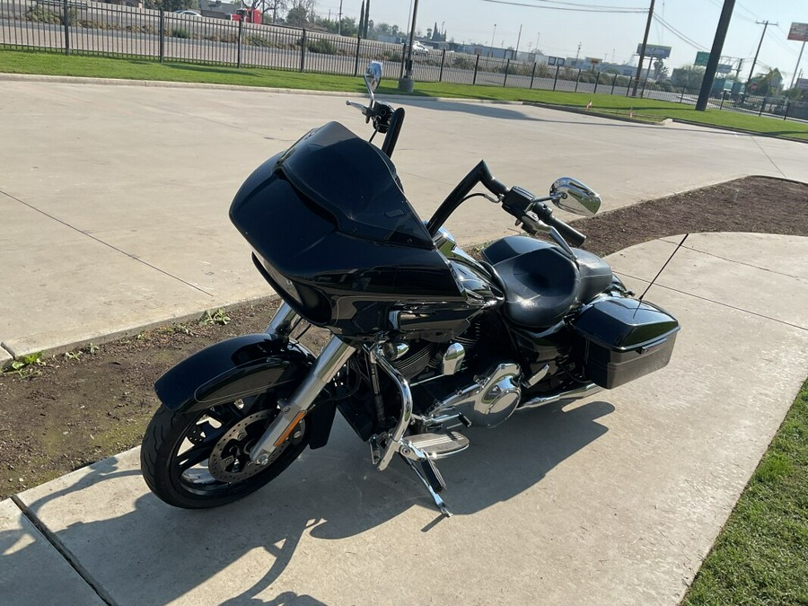 FLTRXS 2016 Road Glide® Special