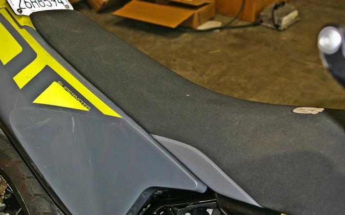 2023 Husqvarna® Supermoto 701