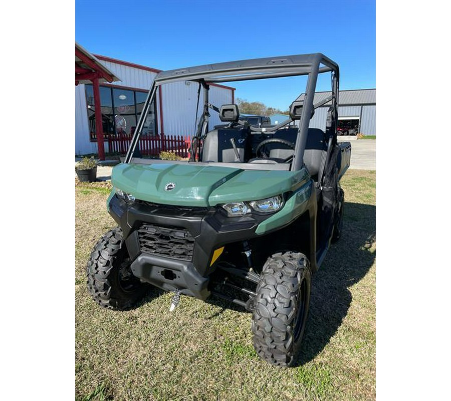 2024 Can-Am Defender DPS HD7