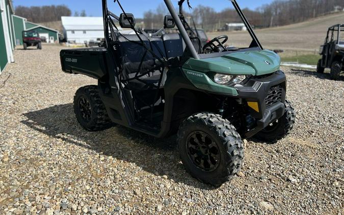 2025 Can-Am® Defender DPS HD7 Compass Green