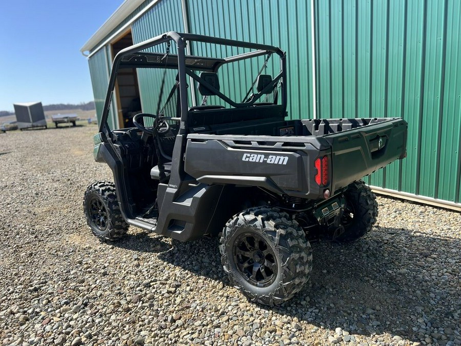 2025 Can-Am® Defender DPS HD7 Compass Green