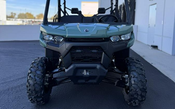 2025 Can-Am® Defender MAX HD9