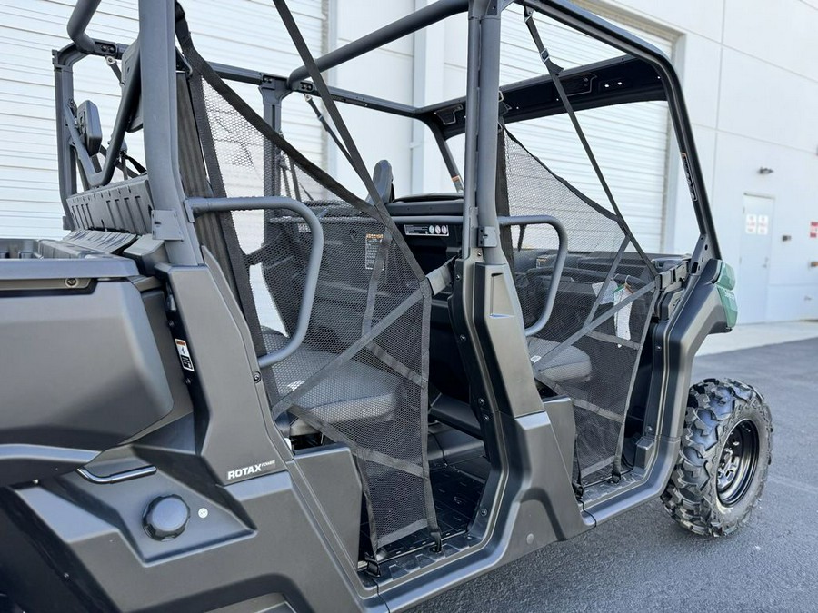 2025 Can-Am® Defender MAX HD9