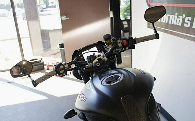 2020 Triumph Street Triple RS Matte Jet Black