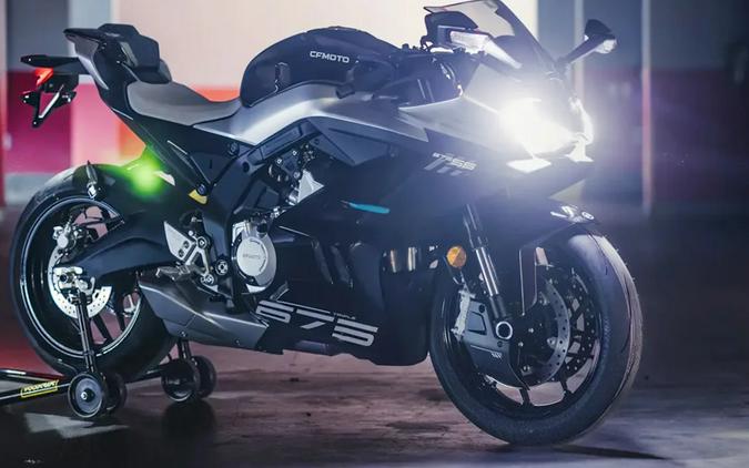 2026 CFMOTO 675SS Nebula Black - T6001218