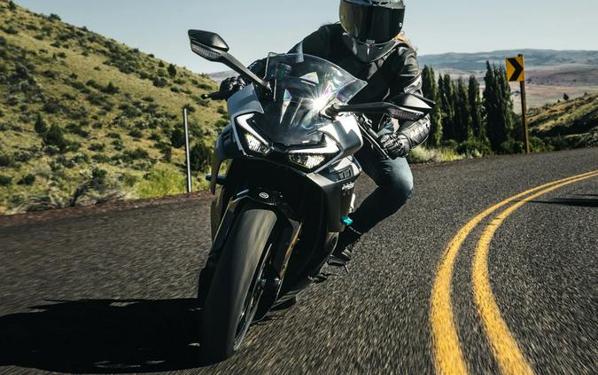 2026 CFMOTO 675SS Nebula Black - T6001218