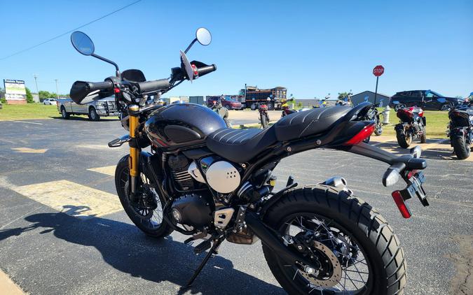 2026 Triumph Scrambler 400 XC