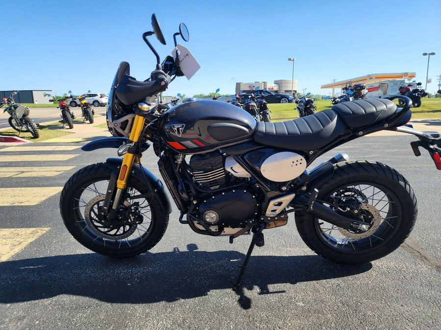 2026 Triumph Scrambler 400 XC