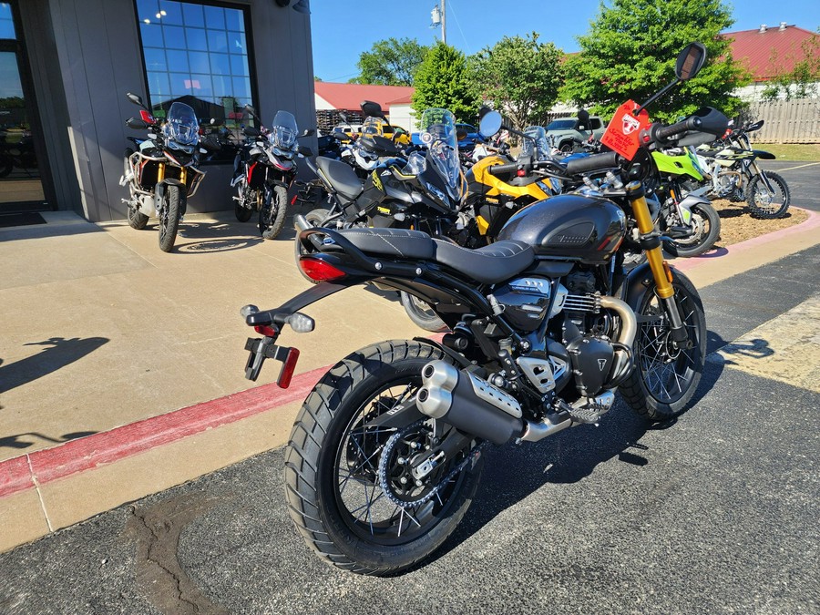 2026 Triumph Scrambler 400 XC