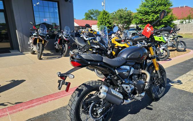 2026 Triumph Scrambler 400 XC