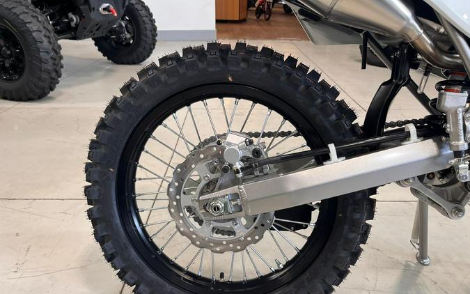 2026 Kawasaki KLX300R Bright White