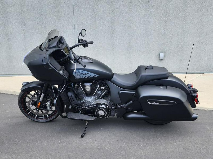 2023 Indian Motorcycle® Challenger® Dark Horse® Black Smoke