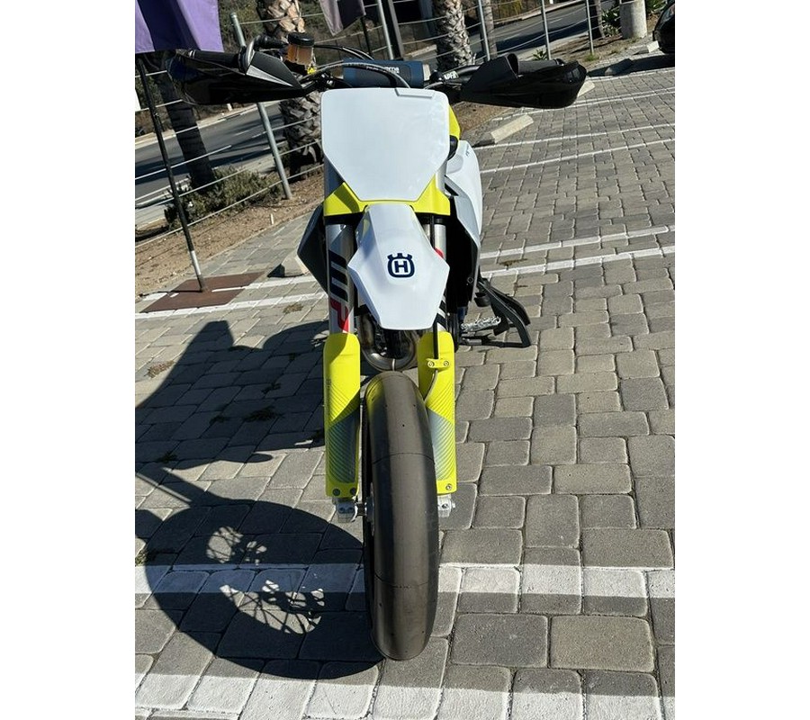 2024 Husqvarna® FS 450