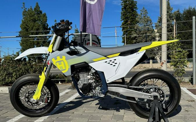 2024 Husqvarna® FS 450