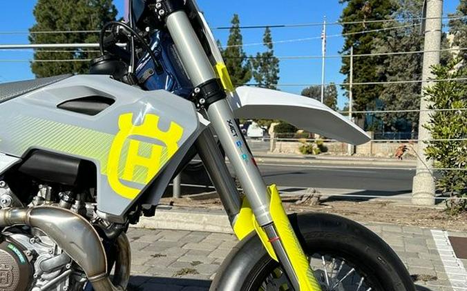 2024 Husqvarna® FS 450