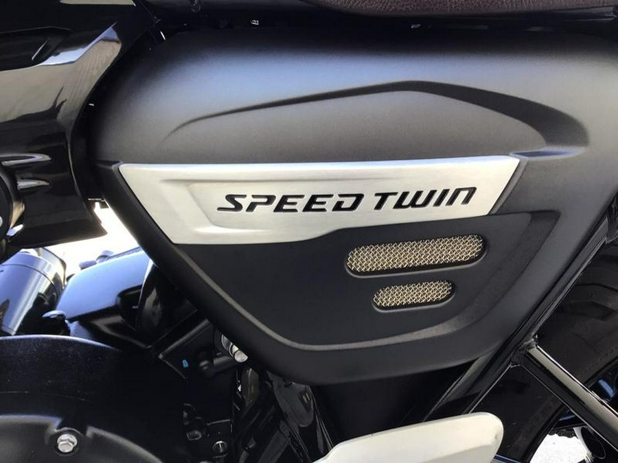 2022 Triumph Speed Twin Matt Storm Grey