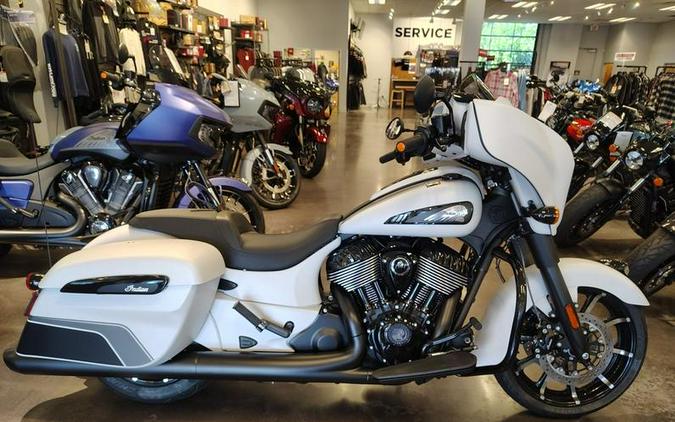 2024 Indian Motorcycle® Chieftain® Dark Horse® Ghost White Metallic Smoke