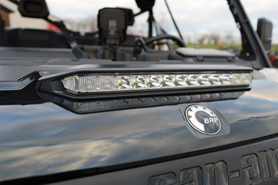 2026 Can-Am Defender XT HD11 with 10.25 in. touchscreen display