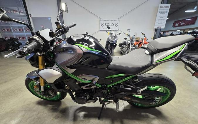 2025 Kawasaki Z900 SE ABS