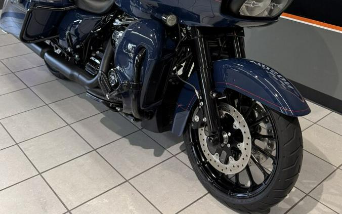 2019 Harley-Davidson® Road Glide® Special Billiard Blue